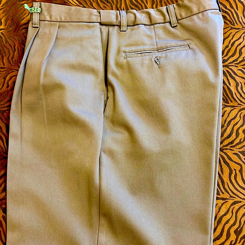 Timber Creek by Wrangler perfect fit men’s dress slacks waste 40